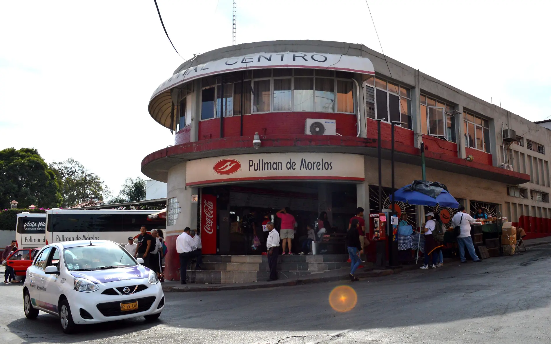 Las líneas de autobuses se mantienen y se observa movimiento en las terminales es porque muchos cuernavacenses deciden salir de la ciudadARCHIVO